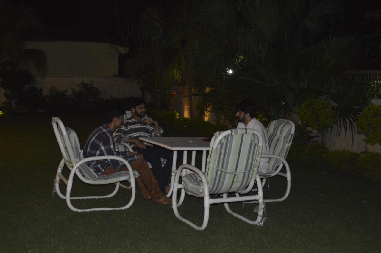 New Shelton Guest House Islamabad Buitenkant foto