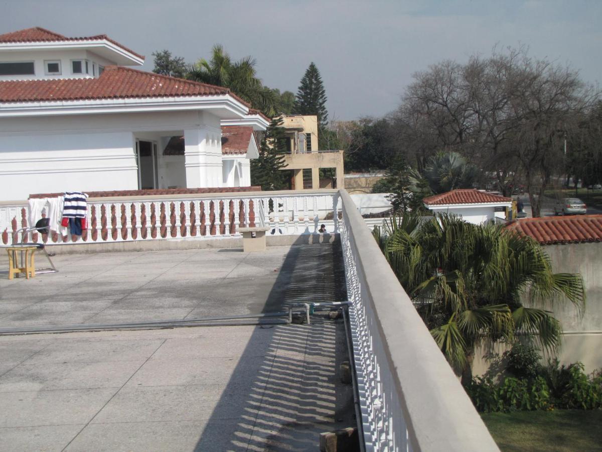 New Shelton Guest House Islamabad Buitenkant foto